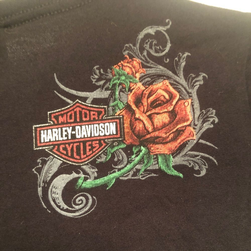 Harley-Davidson House of H-D Black Red Rose V-Neck Graphic Tee Size L - Picture 4 of 8